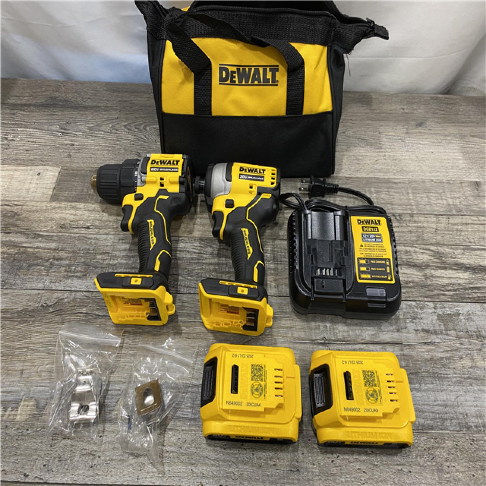 AS-IS DEWALT ATOMIC 20-Volt MAX Lithium-Ion Cordless Combo Kit