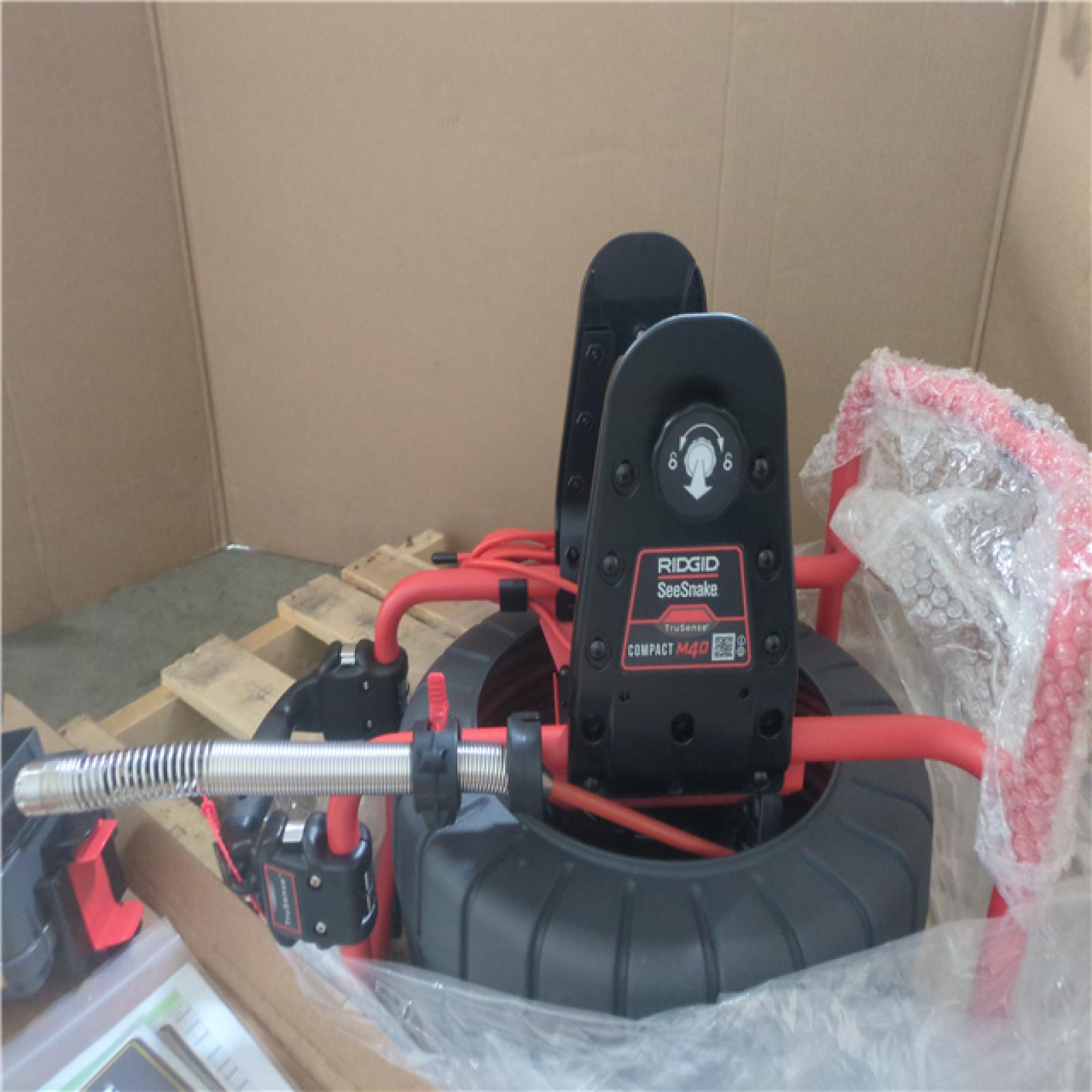 CALIFORNIA AS-IS RIGID SeeSnake Compact M40  W/ 2 Battery & CS6X Versa