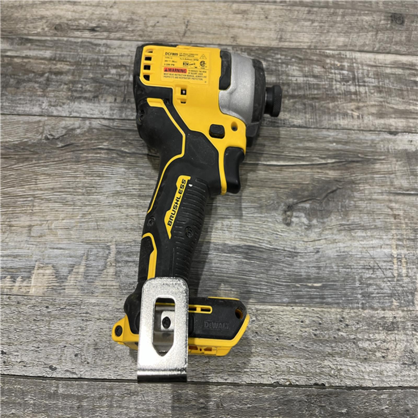 AS-IS DEWALT Atomic 20V Max Lithium-Ion Brushless Cordless Compact 1/4 in. Impact Driver Kit