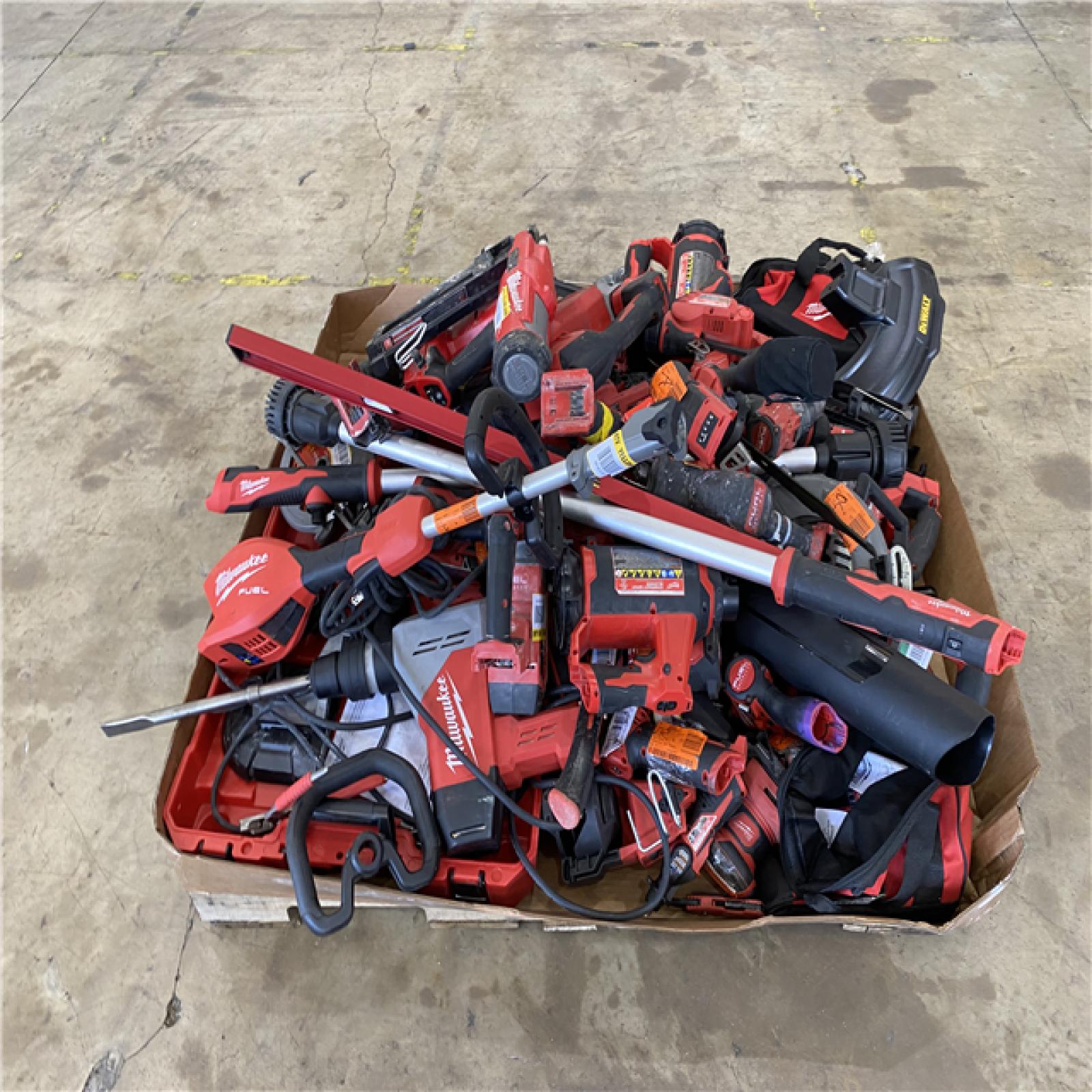 Houston Location AS IS - Tool Pallet