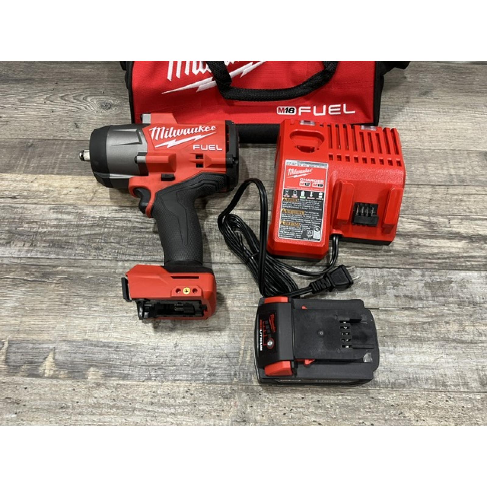 AS-IS Milwaukee FUEL 18V Lithium-Ion Brushless Cordless 1/2 in. Impact Wrench w/Friction Ring Kit