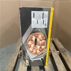 CALIFORNIA LIKE NEW OONI GAS POWERED PIZZA OVEN
