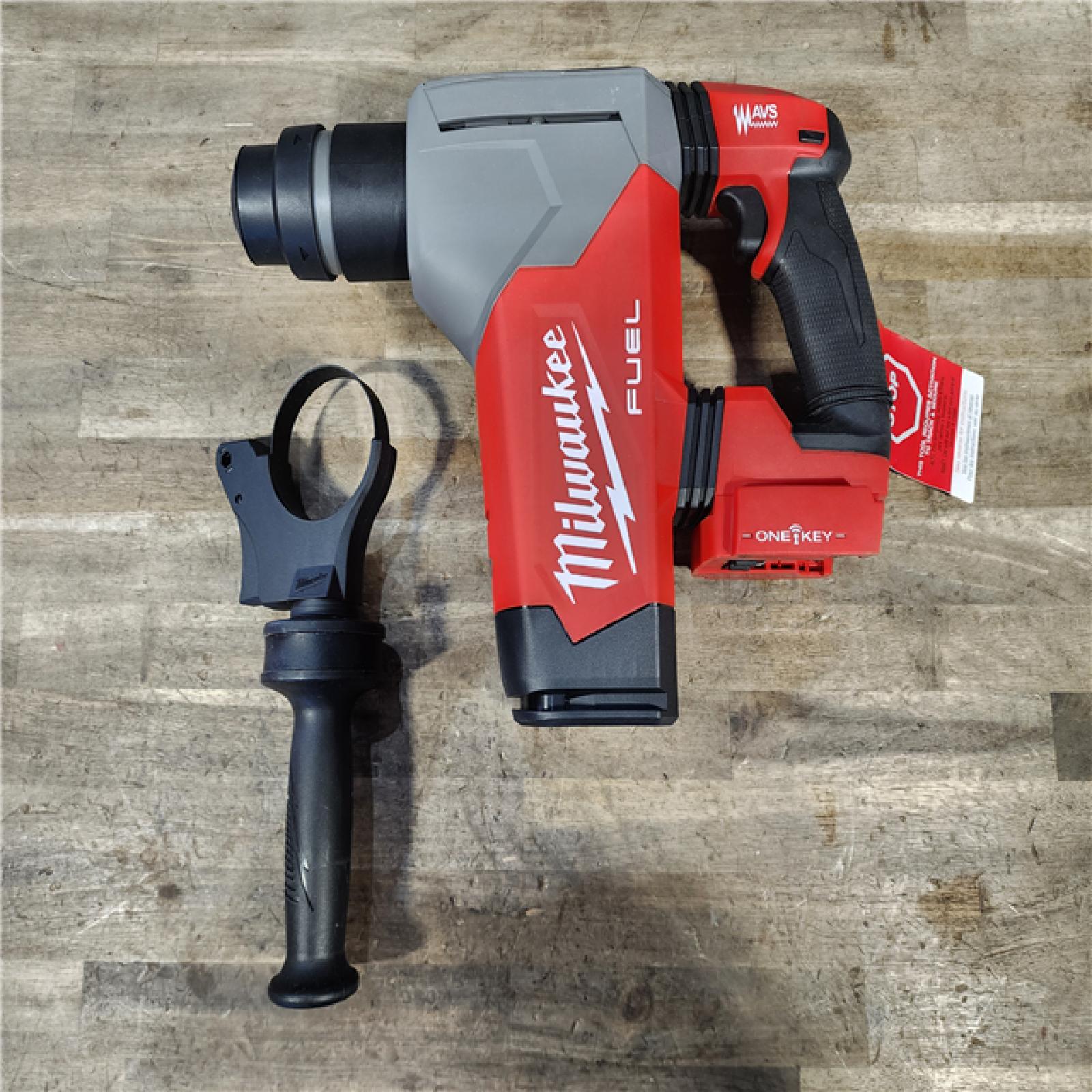 HOUSTON LOCATION - AS-IS Milwaukee 2915-20 M18 FUEL 18-Volt Lithium-Ion Brushless Cordless SDS-Plus 1-1/8 in. Rotary Hammer Drill (Tool-Only)