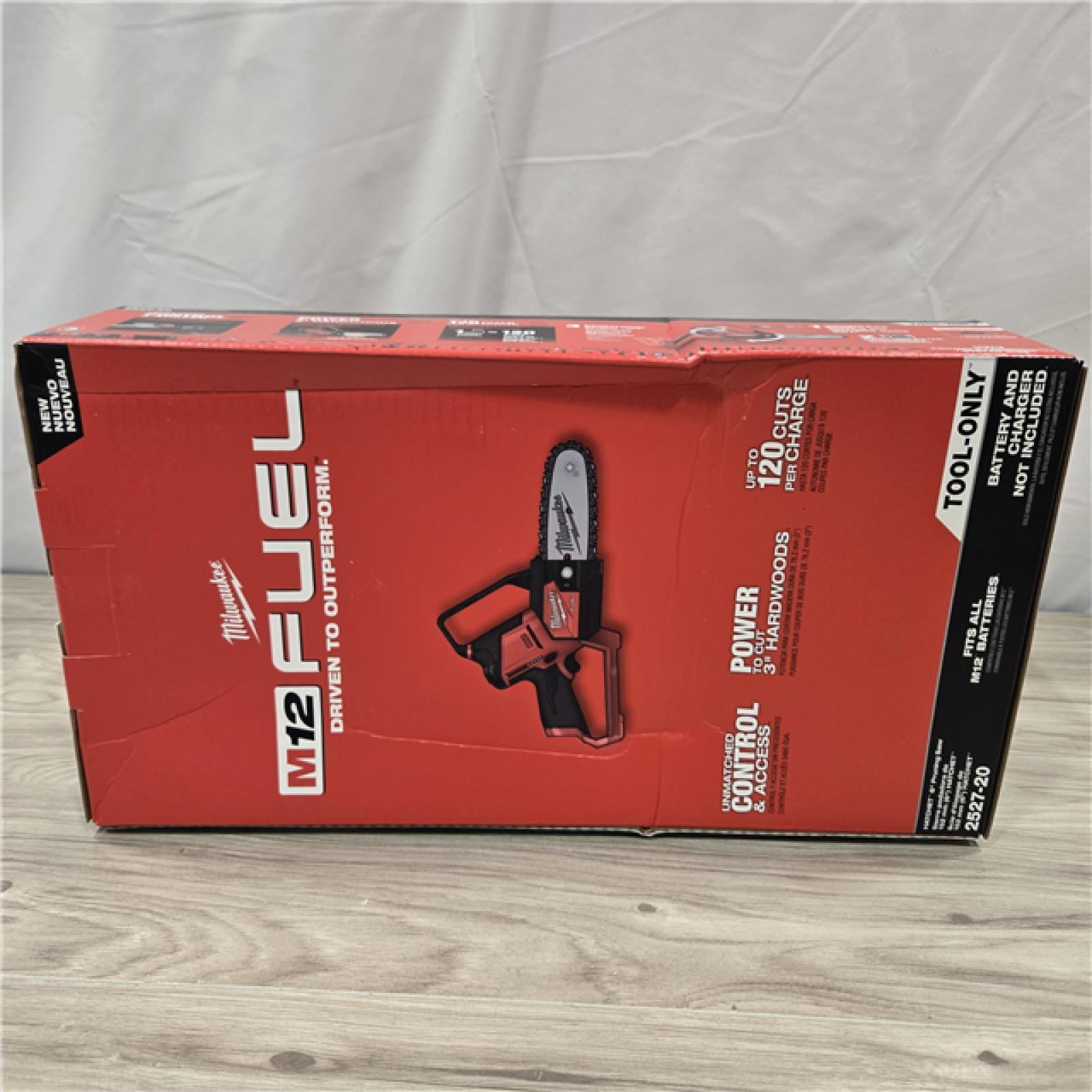 NEW! - Milwaukee M12 FUEL 6 in. 12V Cordless Pruning Saw HATCHET (Tool-Only)