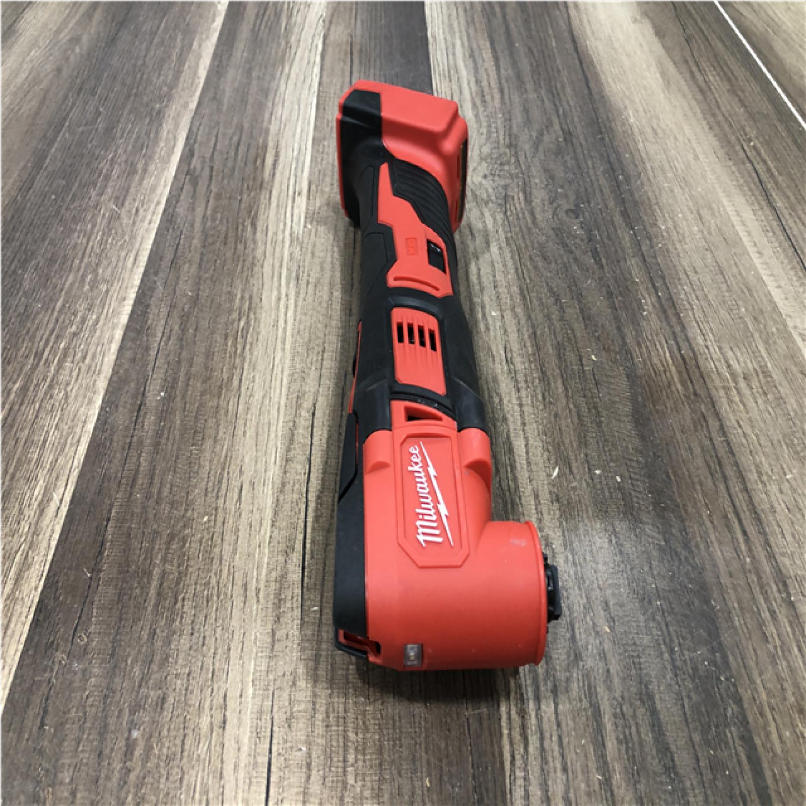 AS-IS Milwaukee 18V Lithium-Ion Cordless Oscillating Multi-Tool (Tool-Only)