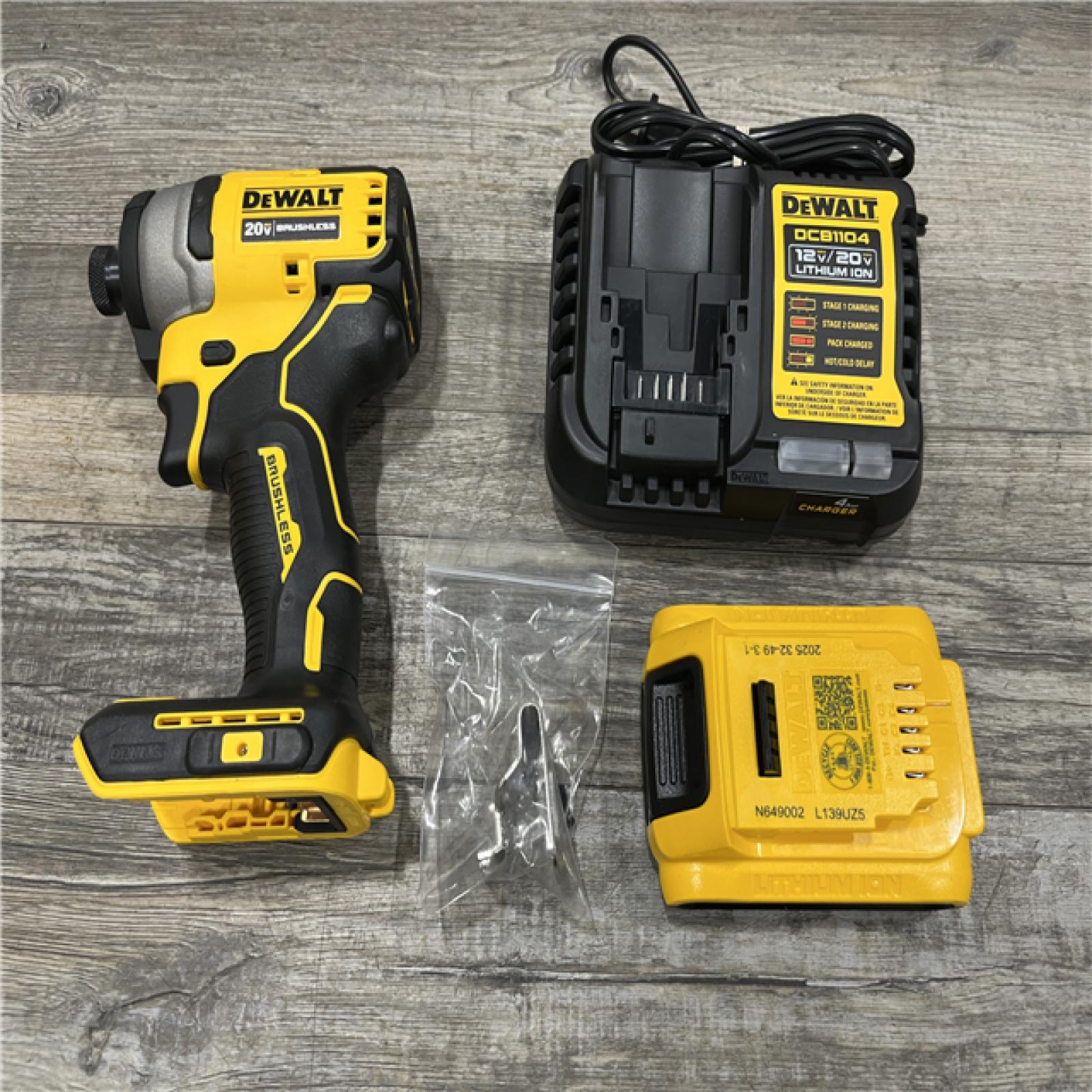 AS-IS DEWALT Atomic 20V Max Lithium-Ion Brushless Cordless Compact 1/4 in. Impact Driver Kit