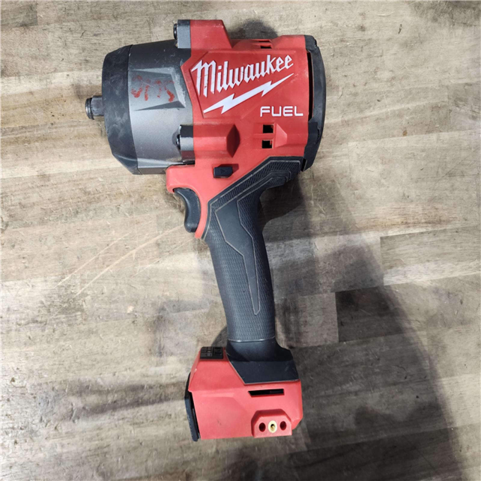 HOUSTON LOCATION - AS-IS Milwaukee M18 FUEL 18V Lithium-Ion Brushless Cordless 1/2 in. Impact Wrench w/Friction Ring Kit