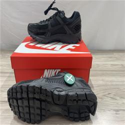 Nike Zoom Vomero 5 - Black - SZ 10.5