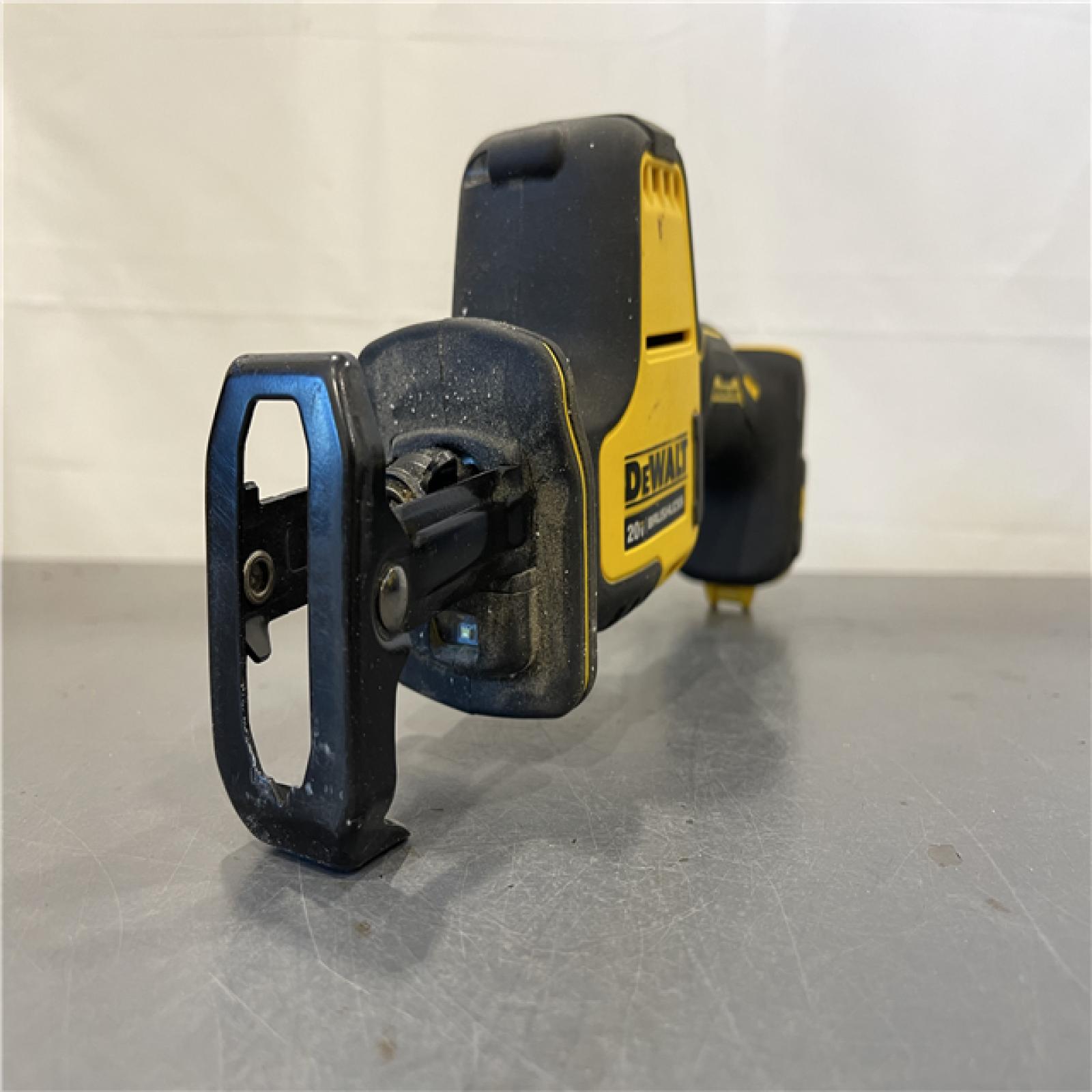 AS-IS - Dewalt ATOMIC 20V MAX Cordless One-Handed Reciprocating Saw (Tool Only)