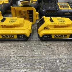 AS-IS DEWALT ATOMIC 20-Volt MAX Lithium-Ion Cordless Combo Kit