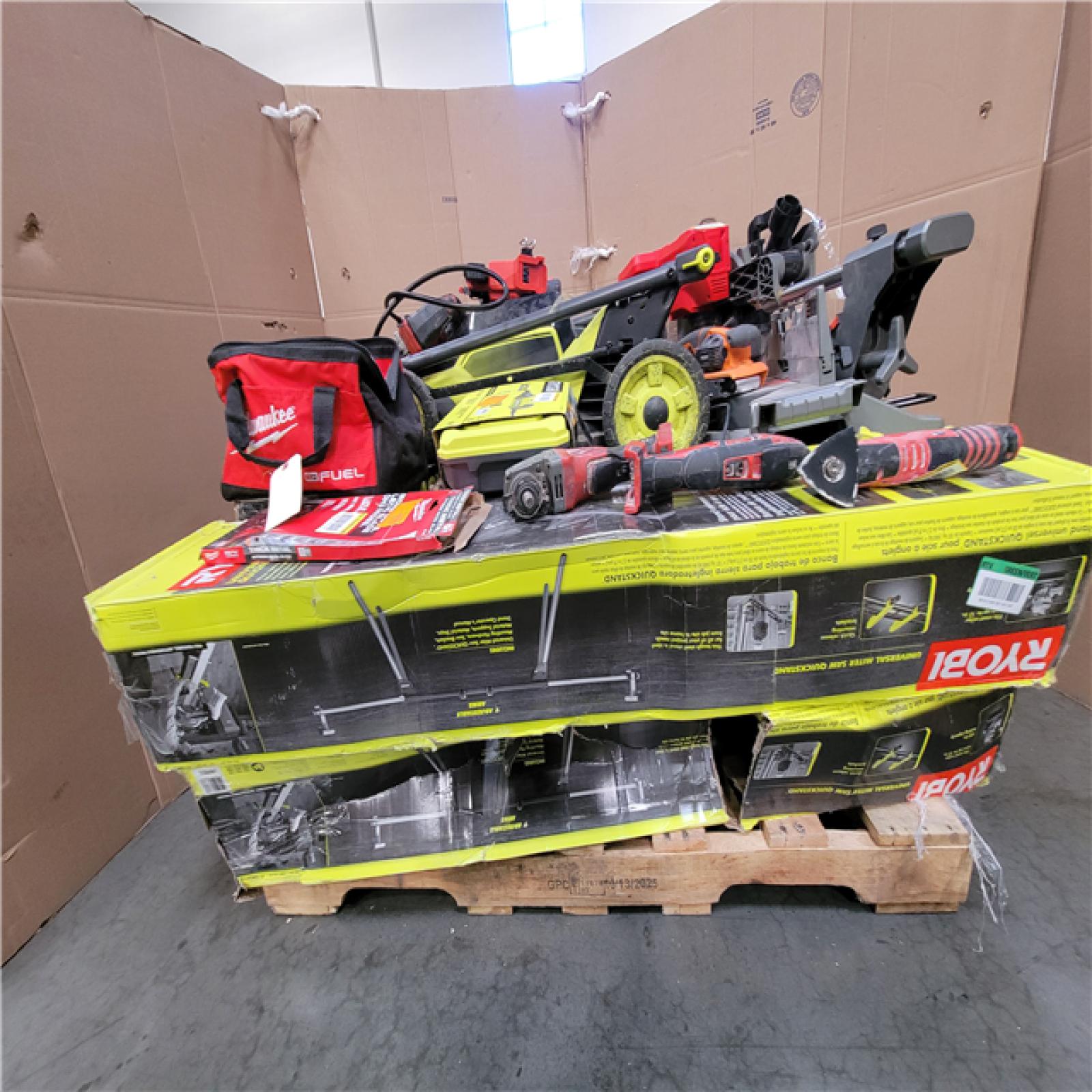 PHOENIX AS-IS TOOL PALLET