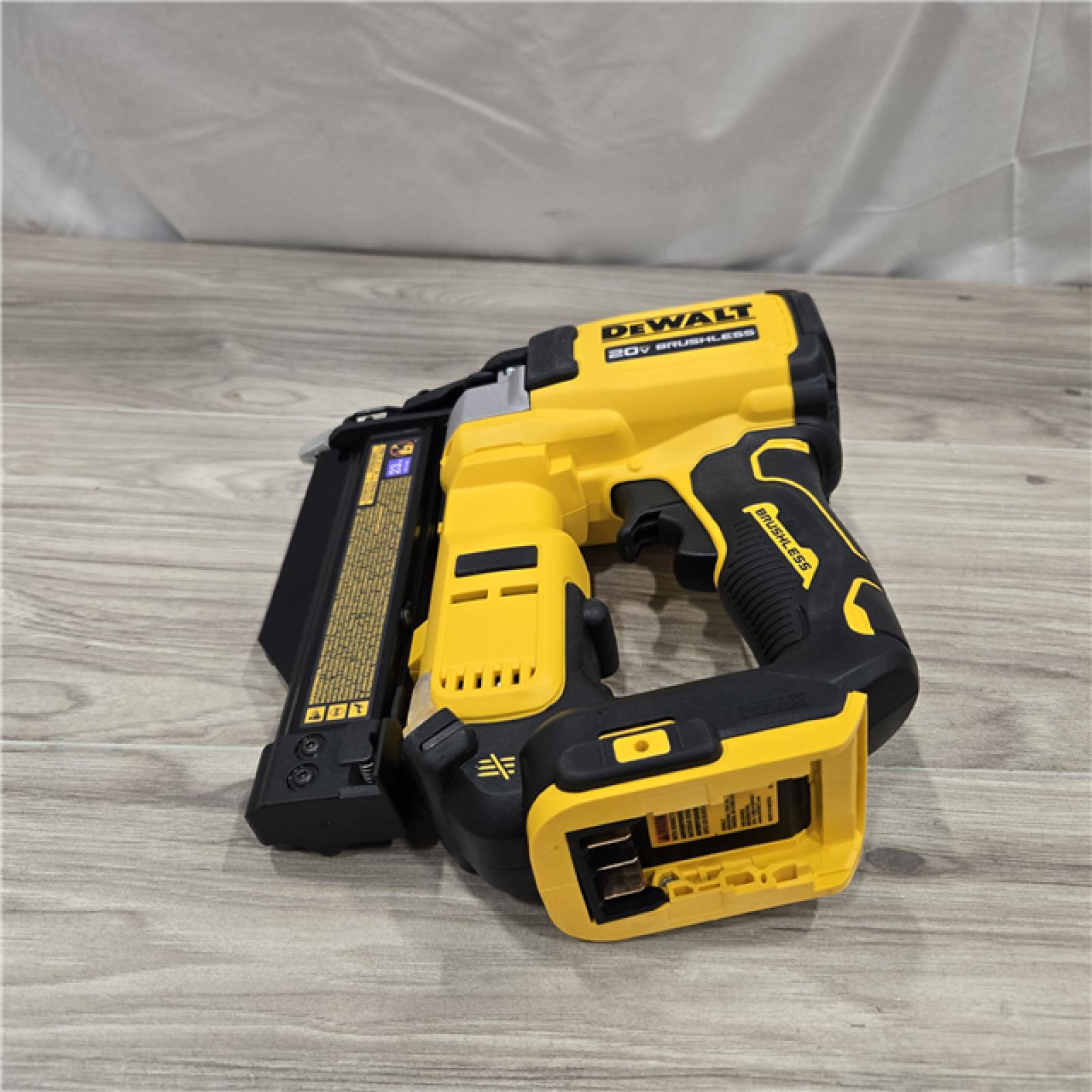 AS-IS DeWalt DCN623D1 20V MAX Atomic Compact Cordless Pin Nailer Kit