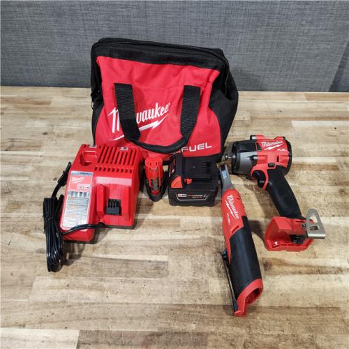 HOUSTON LOCATION - AS - IS Milwaukee 2 Tool Combo Kit W/ (2) Battery & Charger