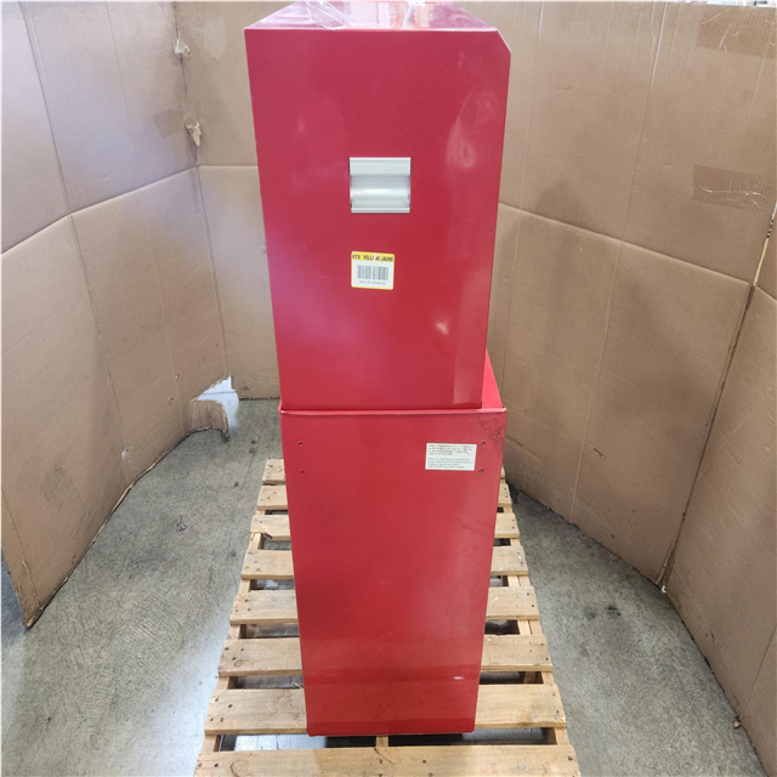 Phoenix LIKE NEW Husky Tool Storage 27 in. W x 18 in. D Standard Duty Red Rolling Tool Chest Combo