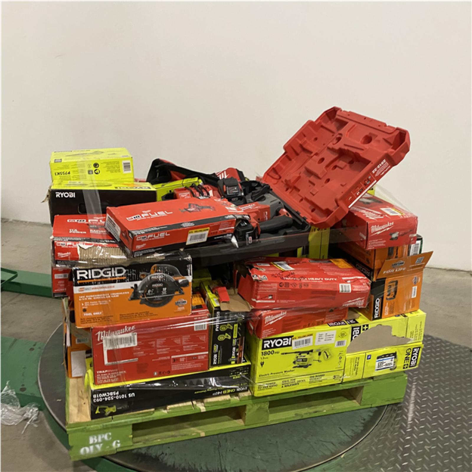Dallas Location - As-Is Tool Pallet