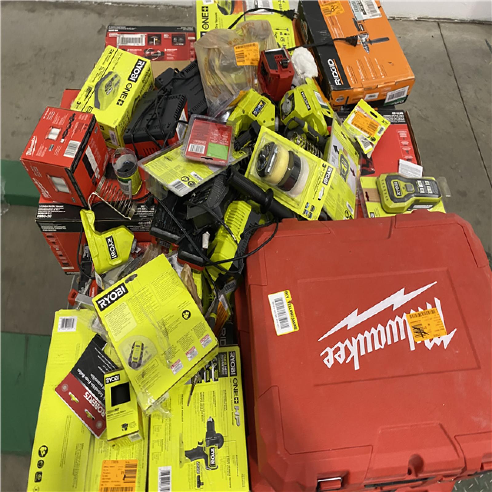 Dallas Location - As-Is Tool Pallet