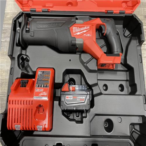 AS-IS Milwaukee FUEL 18V Lithium-Ion Brushless Cordless SAWZALL Reciprocating Saw Kit