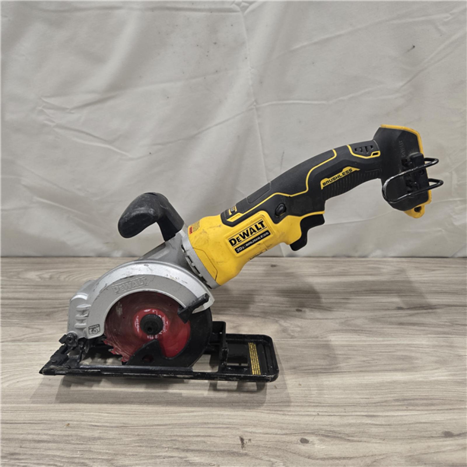 AS-IS DEWALT ATOMIC 20V MAX Cordless 4-1/2 in. Circular Saw (Tool Only)