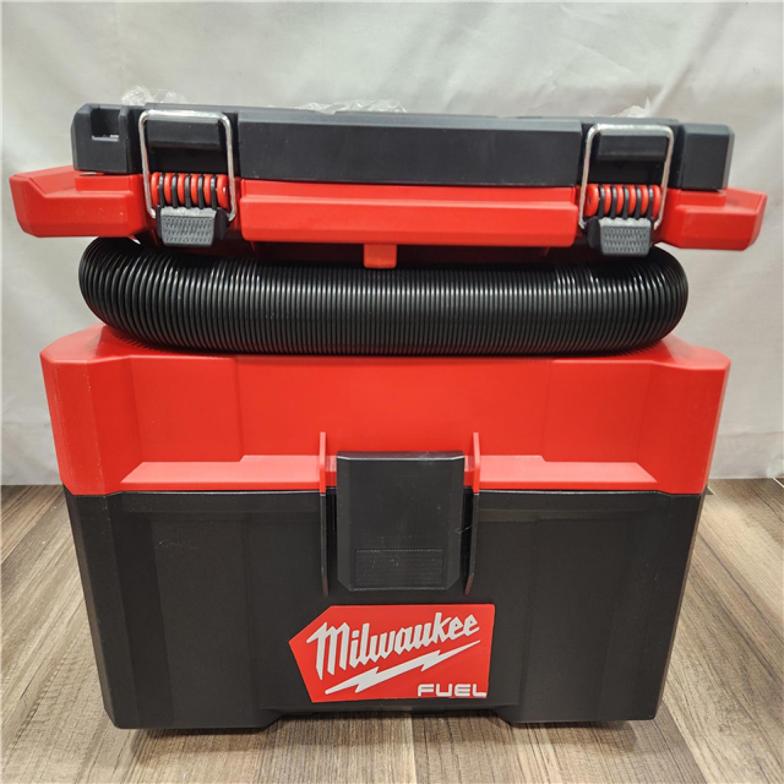 AS-IS- MILWAUKEE M18 FUEL PACKOUT 18-Volt Lithium-Ion Cordless 2.5 Gal. Wet/Dry Vacuum (Vacuum-Only)