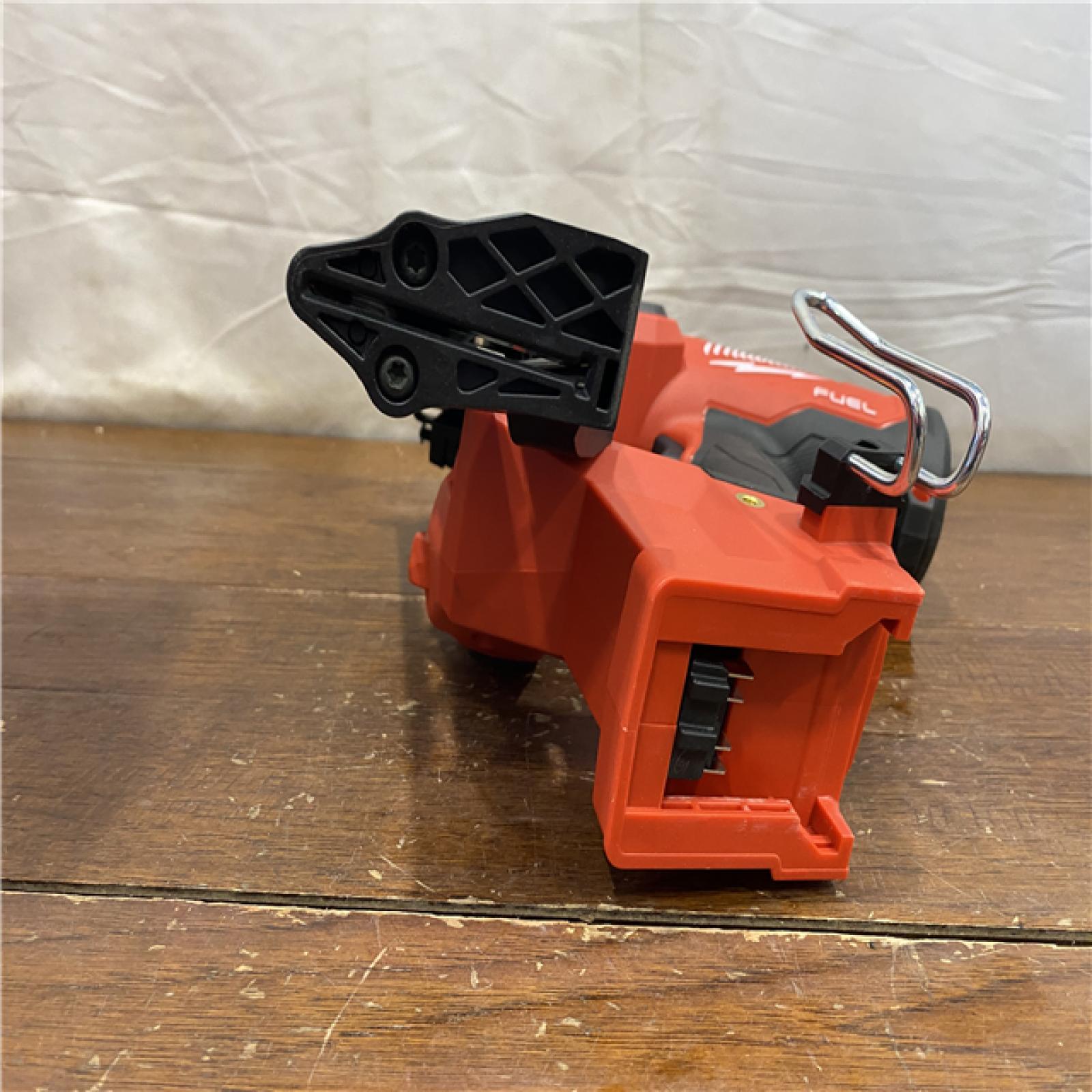 AS-IS Milwaukee 2841-20 18V Cordless Gen II 16 Gauge Angled Finish Nailer (Tool Only)