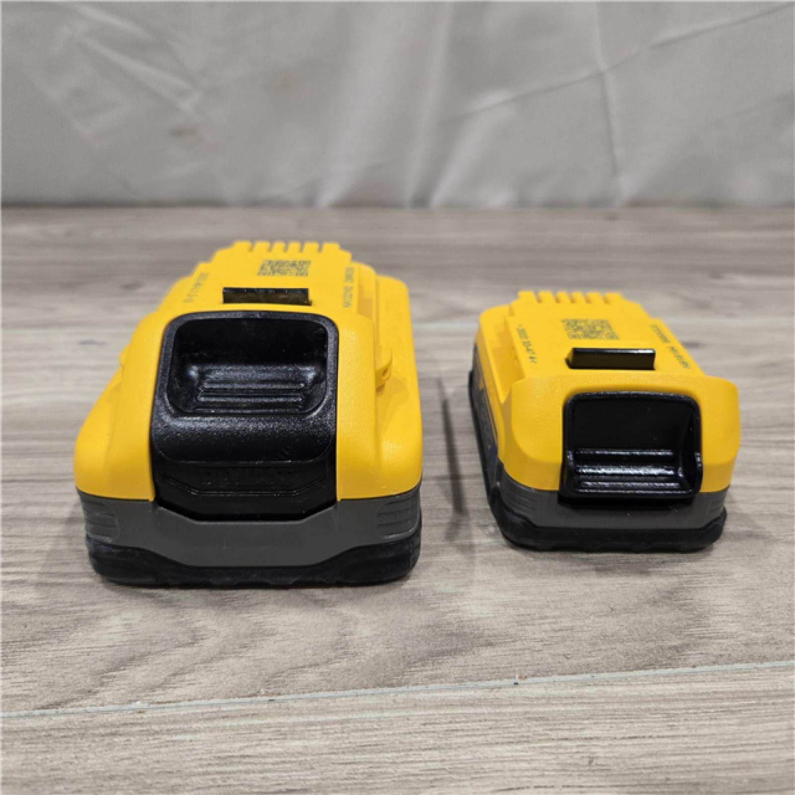 AS-IS Dewalt 20V MAX POWERSTACK Starter Kit (1.7 Ah/5 Ah) - DCBP315-2C