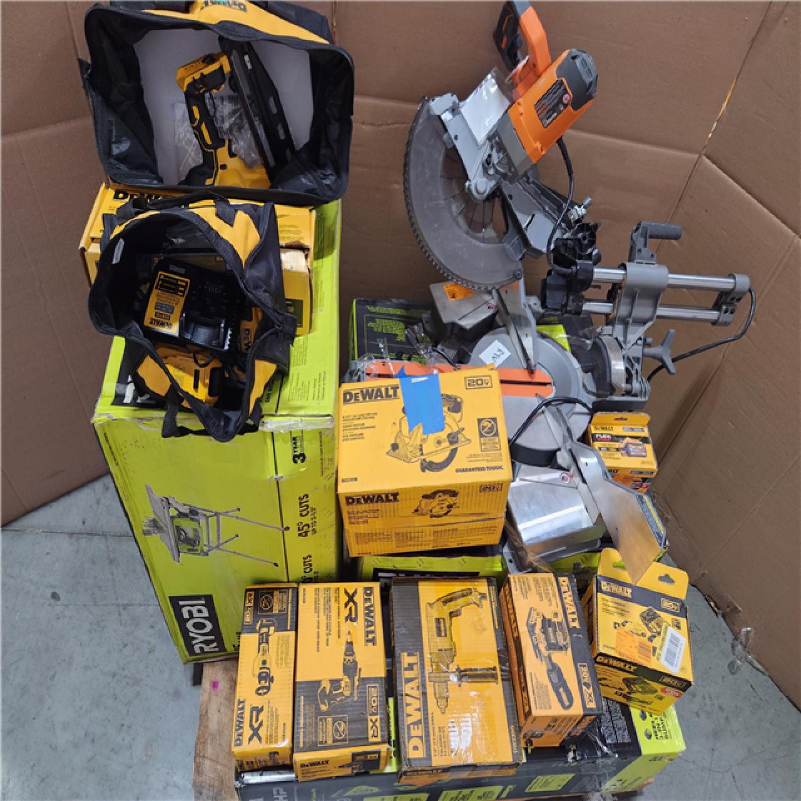 CALIFORNIA AS-IS TOOL PALLET