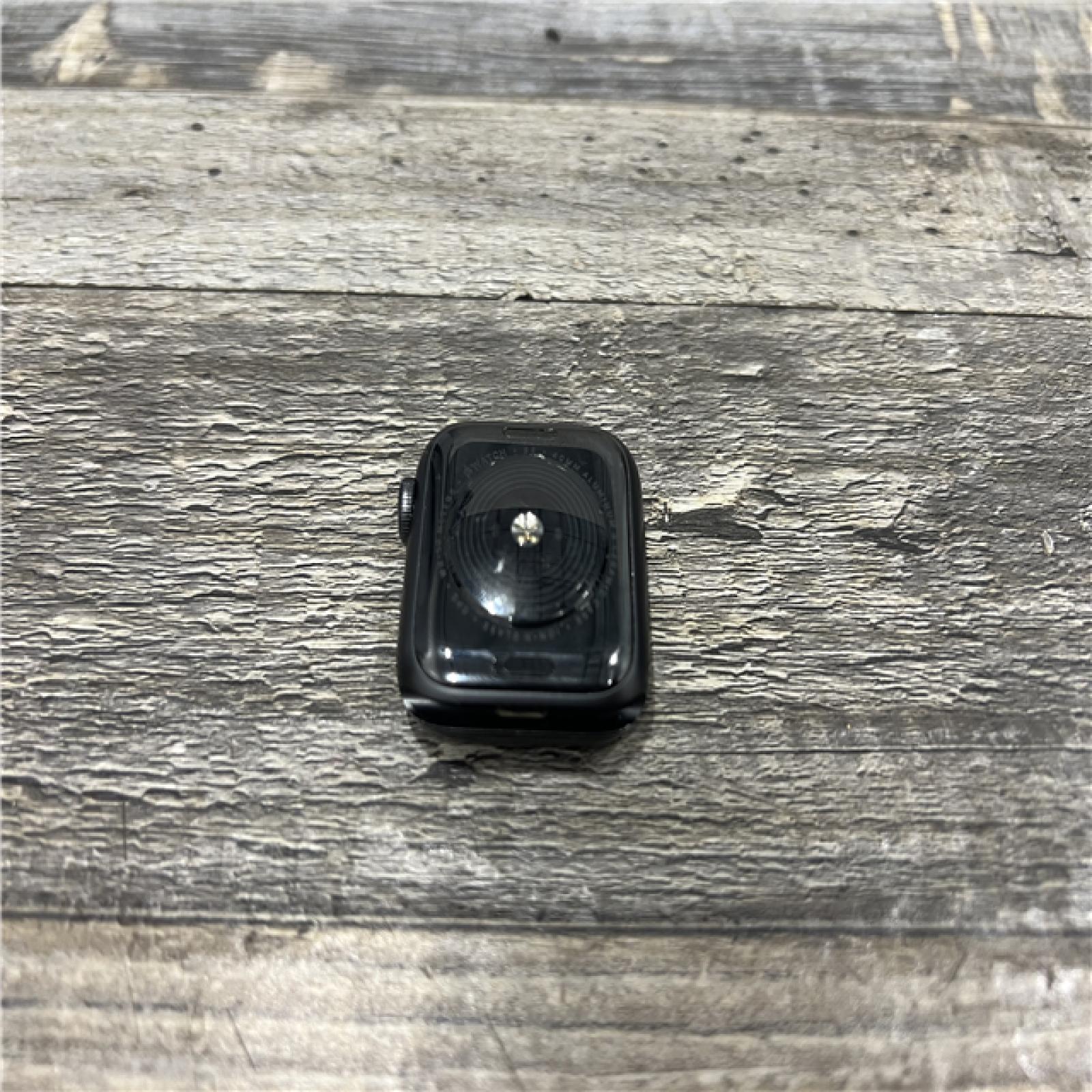 AS-IS Apple Watch Series SE 40MM Space Gray - Aluminum Case