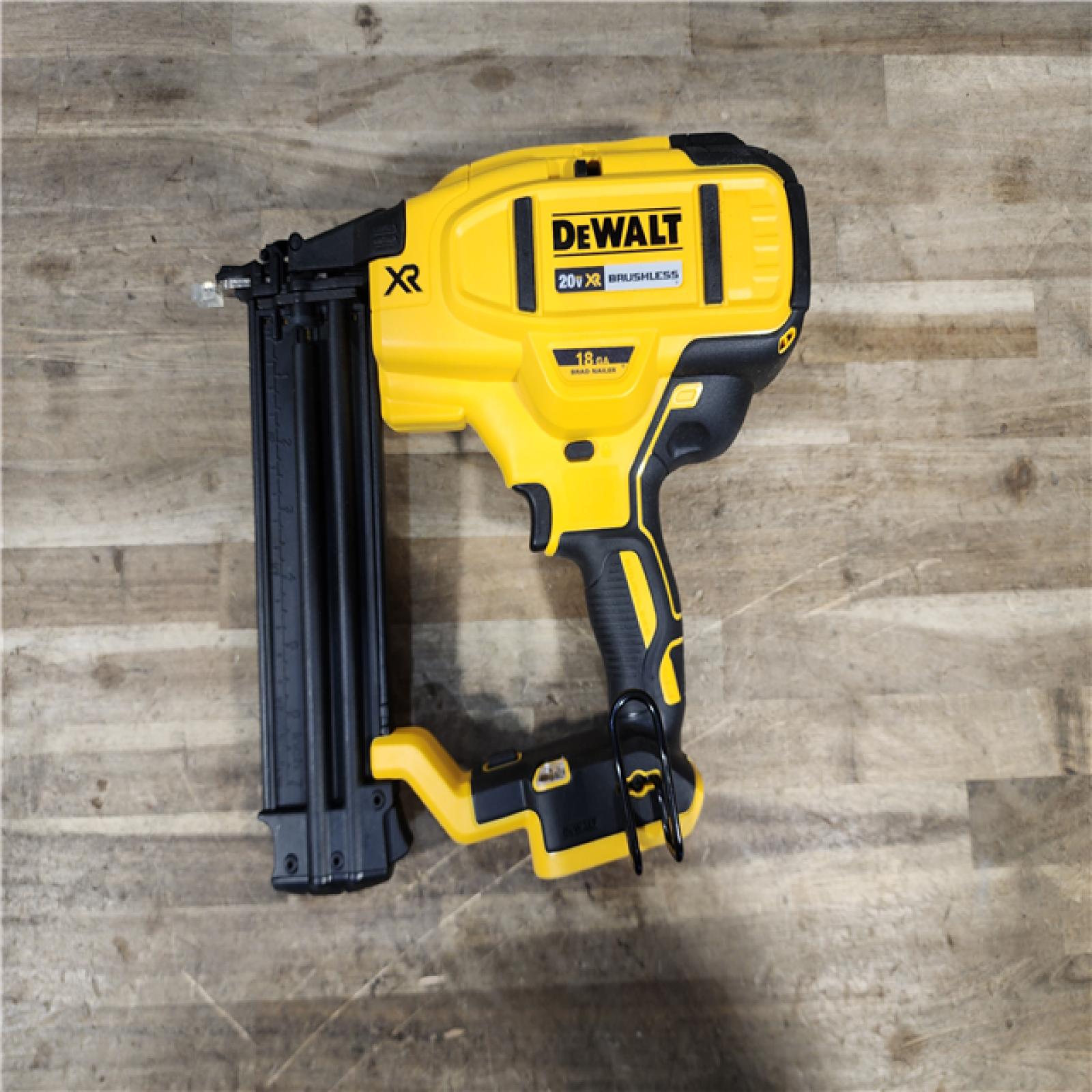 HOUSTON LOCATION - AS-IS DeWalt 20V MAX XR Lithium-Ion Cordless 18-Gauge Brad Nailer (Tool Only)
