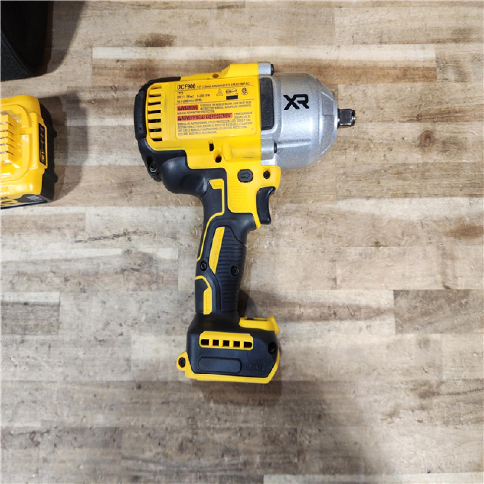 HOUSTON LOCATION - AS - IS DEWALT 20V MAX Lithium-Ion Cordless 1/2 in. Impact Wrench Kit