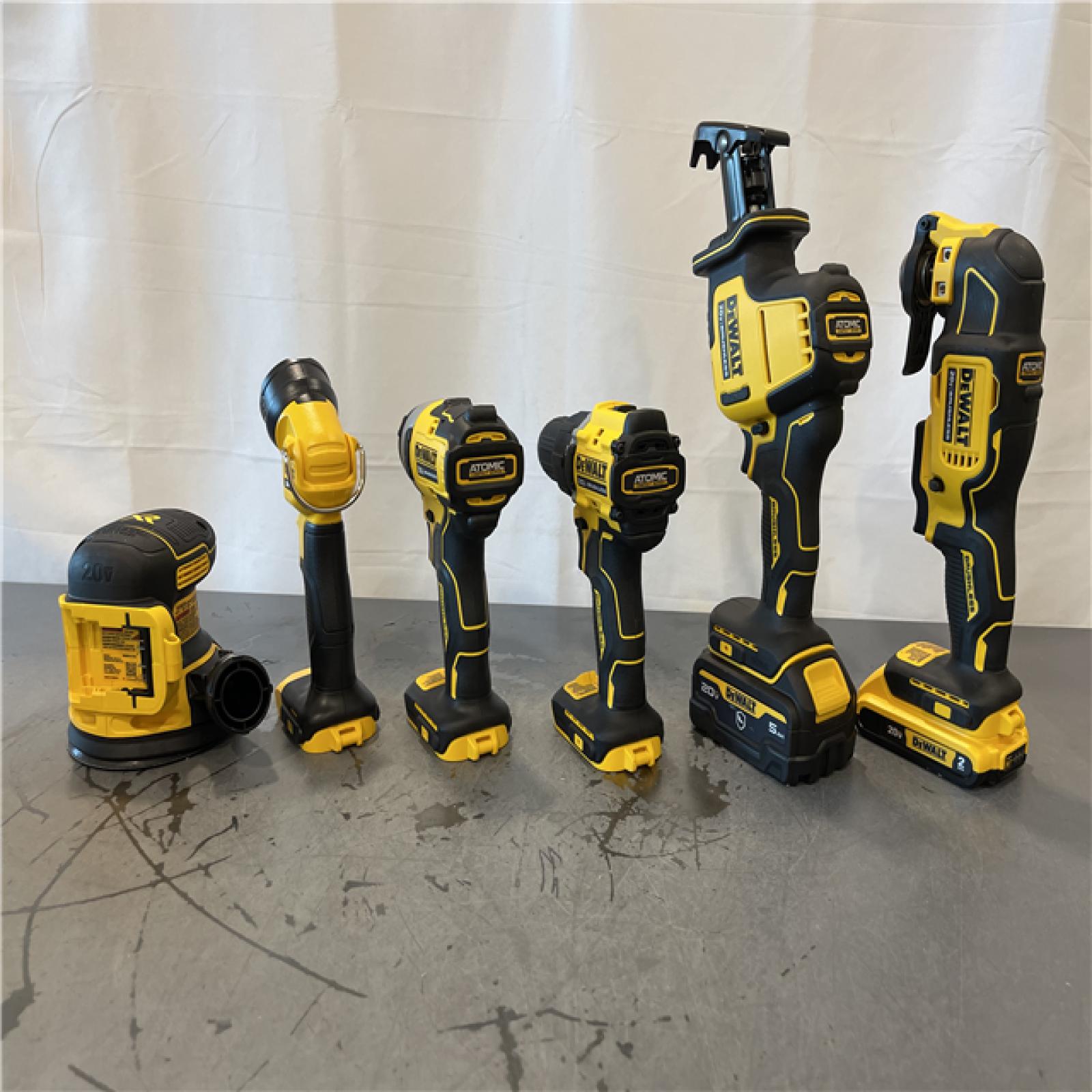 AS-IS - DEWALT 20-Volt MAX Lithium-Ion Cordless 7-Tool Combo Kit