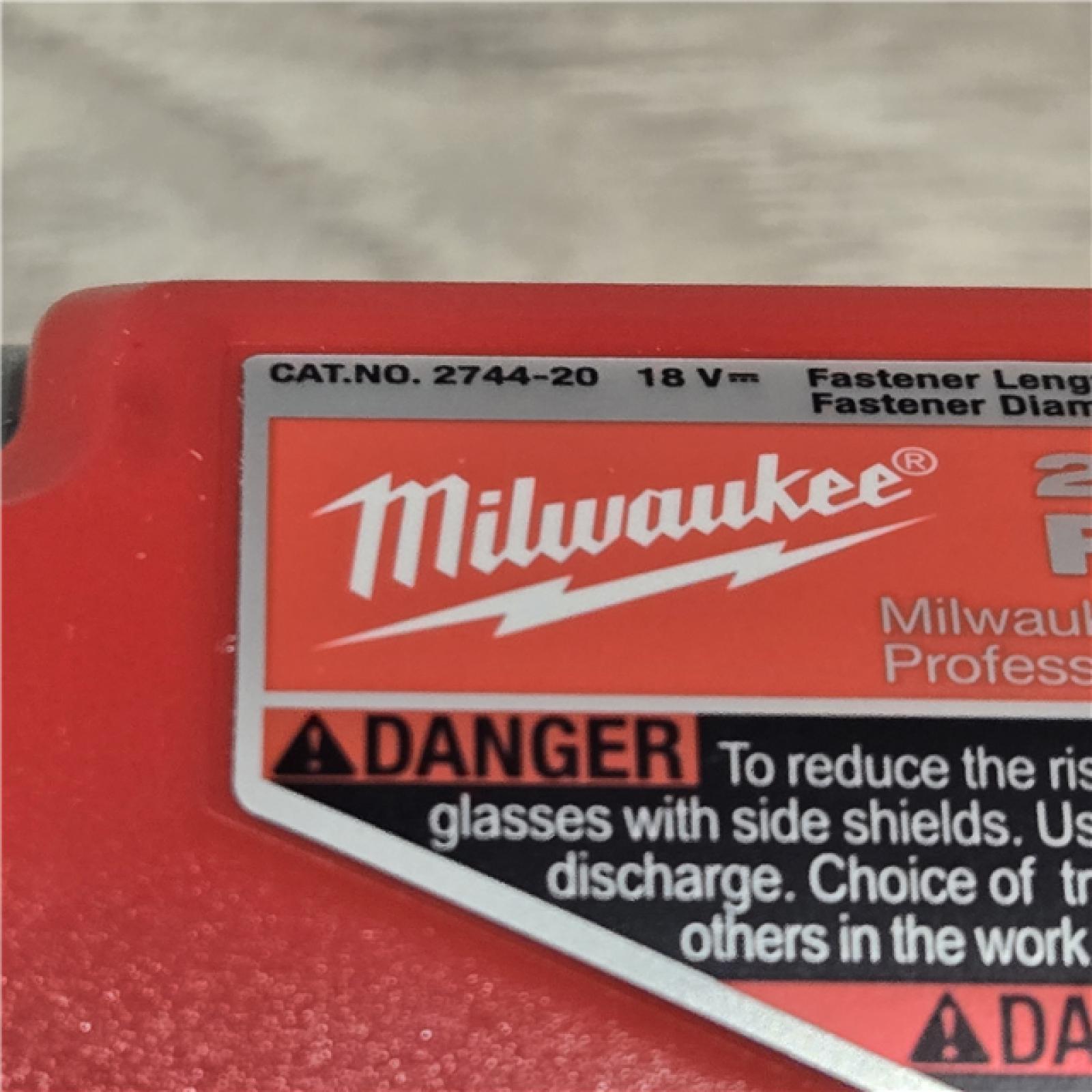AS-IS Milwaukee 2744-20 M18 FUEL 18V 21-Degree Cordless Framing Nailer (Tool-Only)