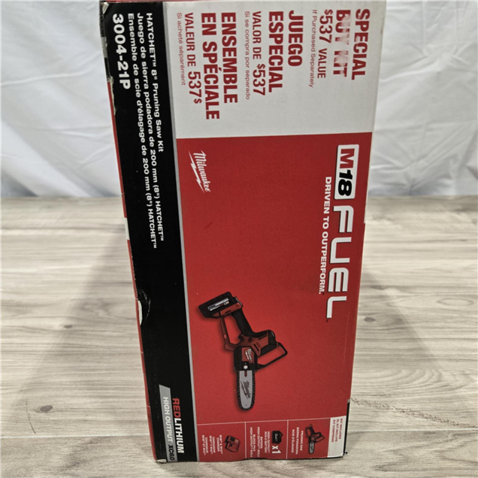 NEW! - Milwaukee M18 FUEL 18V Brushless HATCHET Pruning Saw Kit