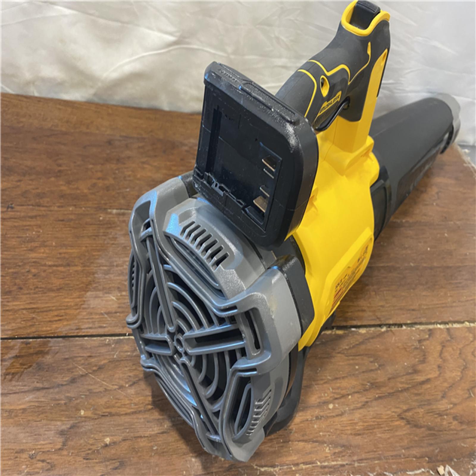 AS-IS DEWALT 20V MAX 125 MPH 450 CFM Brushless Cordless Battery Powered Blower (Tool Only)