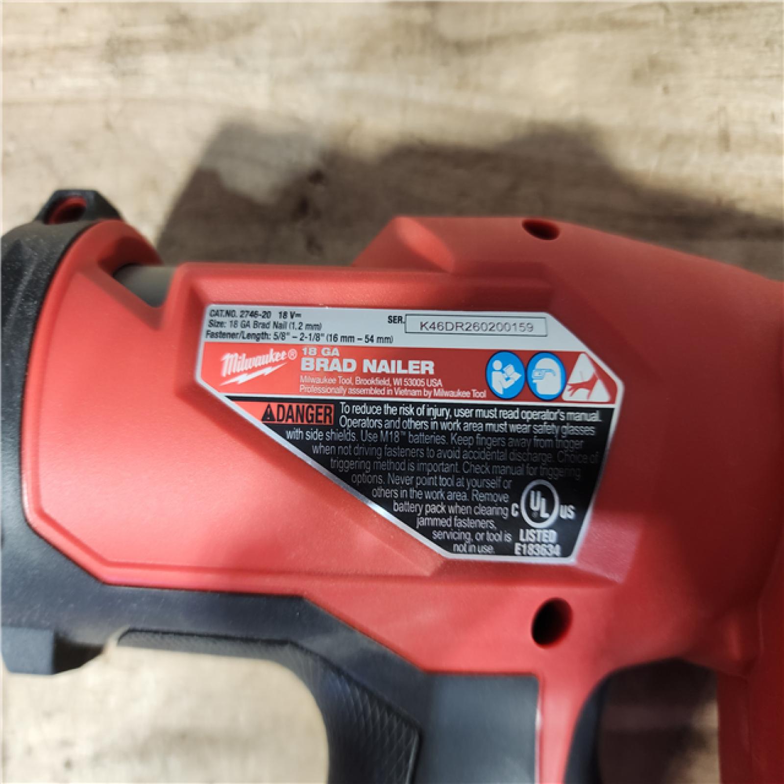 HOUSTON LOCATION - AS - IS Milwaukee FUEL 18-Volt Lithium-Ion Brushless Cordless Gen II 18-Gauge Brad Nailer (Tool-Only)
