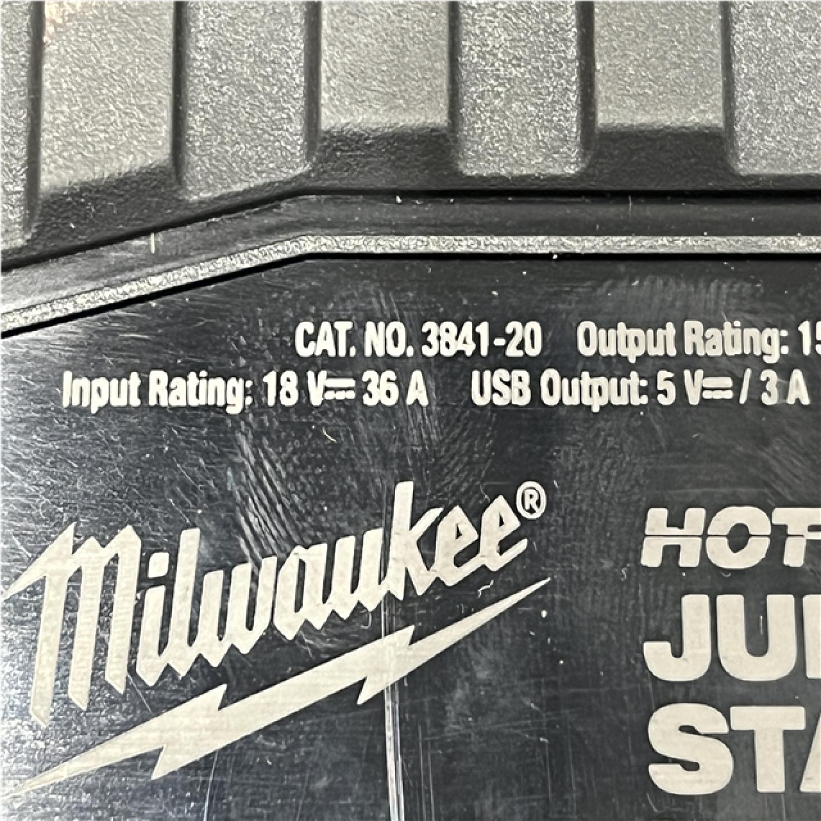 AS-IS Milwaukee 18V Lithium-Ion Cordless 2000 Peak Amp HOTSHOT Jump Starter (Tool-Only)