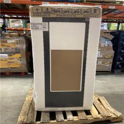 DALLAS LOCATION - Frigidaire 27.6 in. 14 cu. ft. Top Freezer Refrigerator in Black, ENERGY STAR