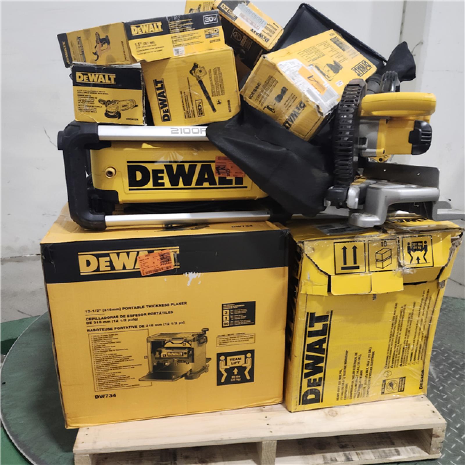 Dallas Location - As-Is DEWALT Tool Pallet