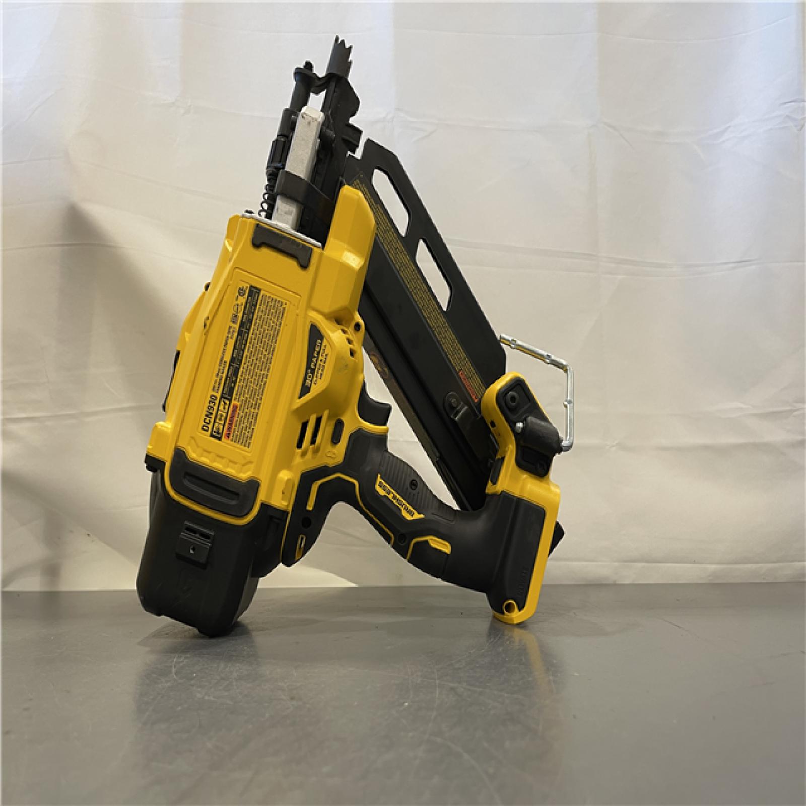 AS-IS - DEWALT 20-Volt 30Â° Cordless Framing Nailer (Tool-Only)