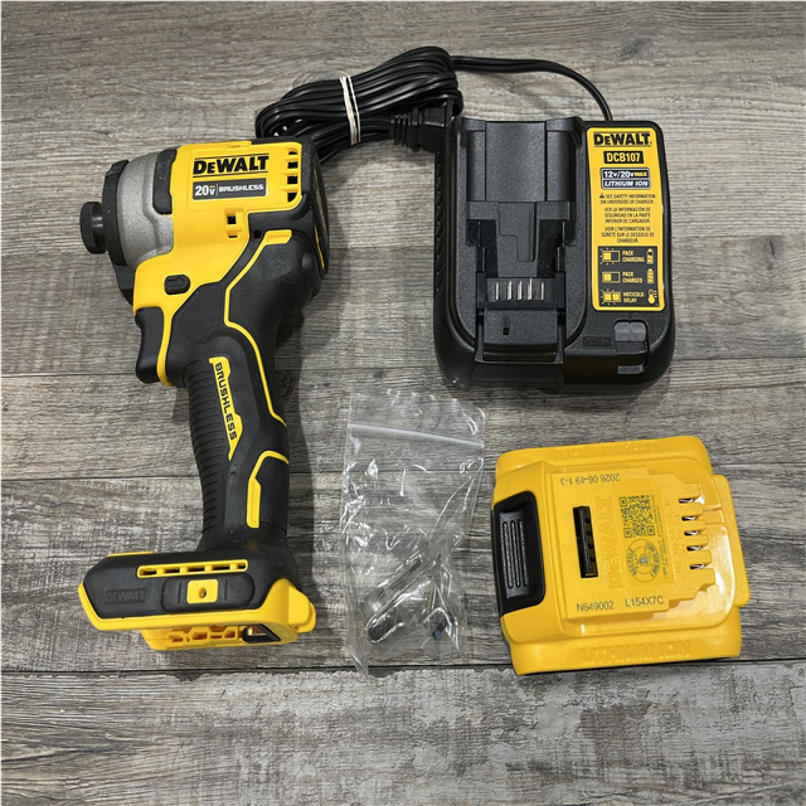AS-IS DEWALT Atomic 20V Max Lithium-Ion Brushless Cordless Compact 1/4 in. Impact Driver Kit