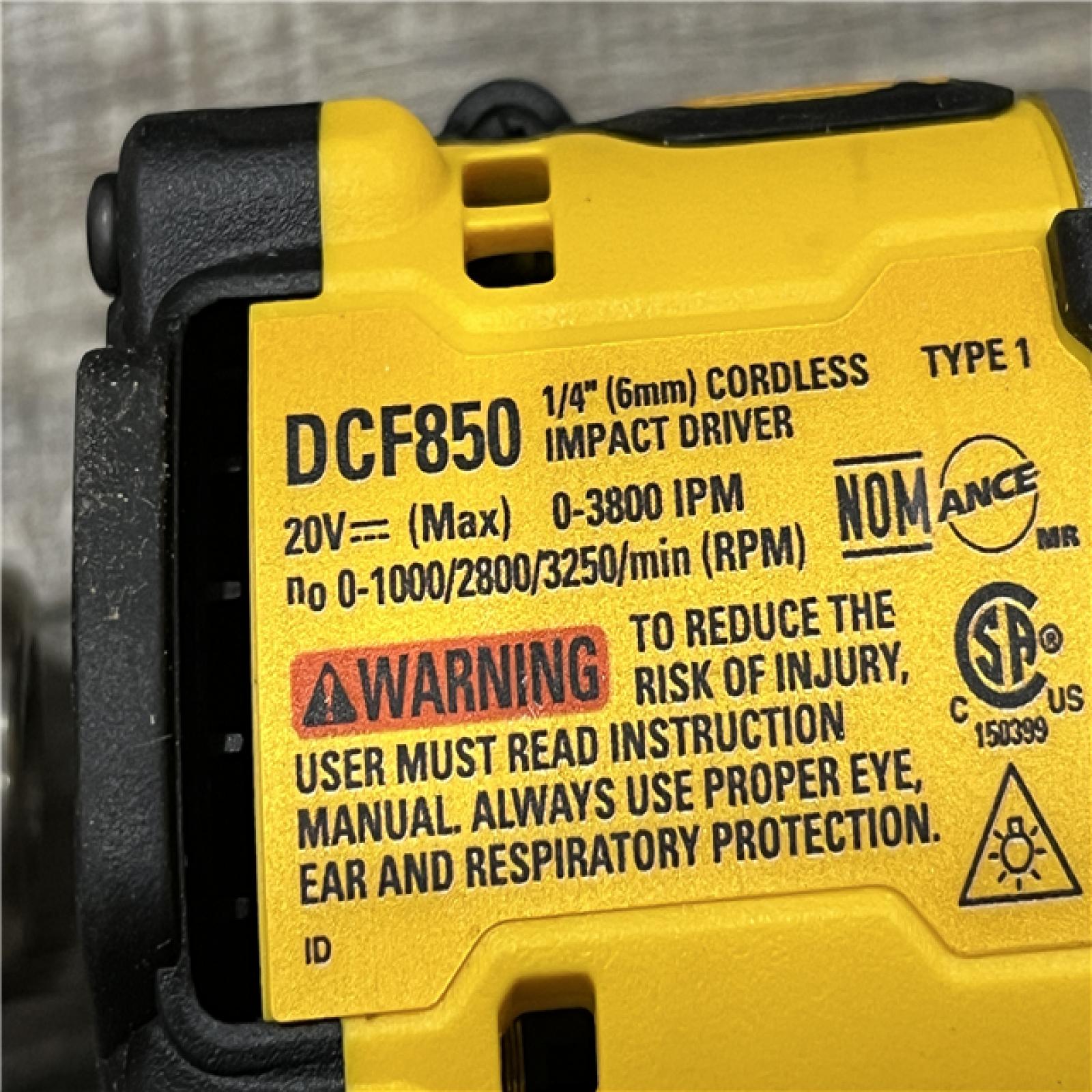 AS-IS DEWALT ATOMIC 20V MAX Lithium-Ion Cordless 2-Tool Combo Kit