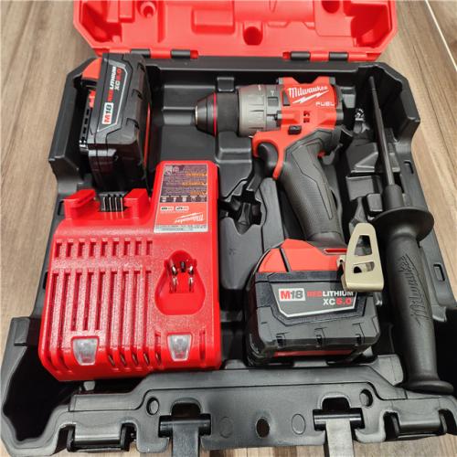 AS-IS  Milwaukee 2904-22 Hammer Drill Driver Kit with Batteries  Charger & Tool Case  Red
