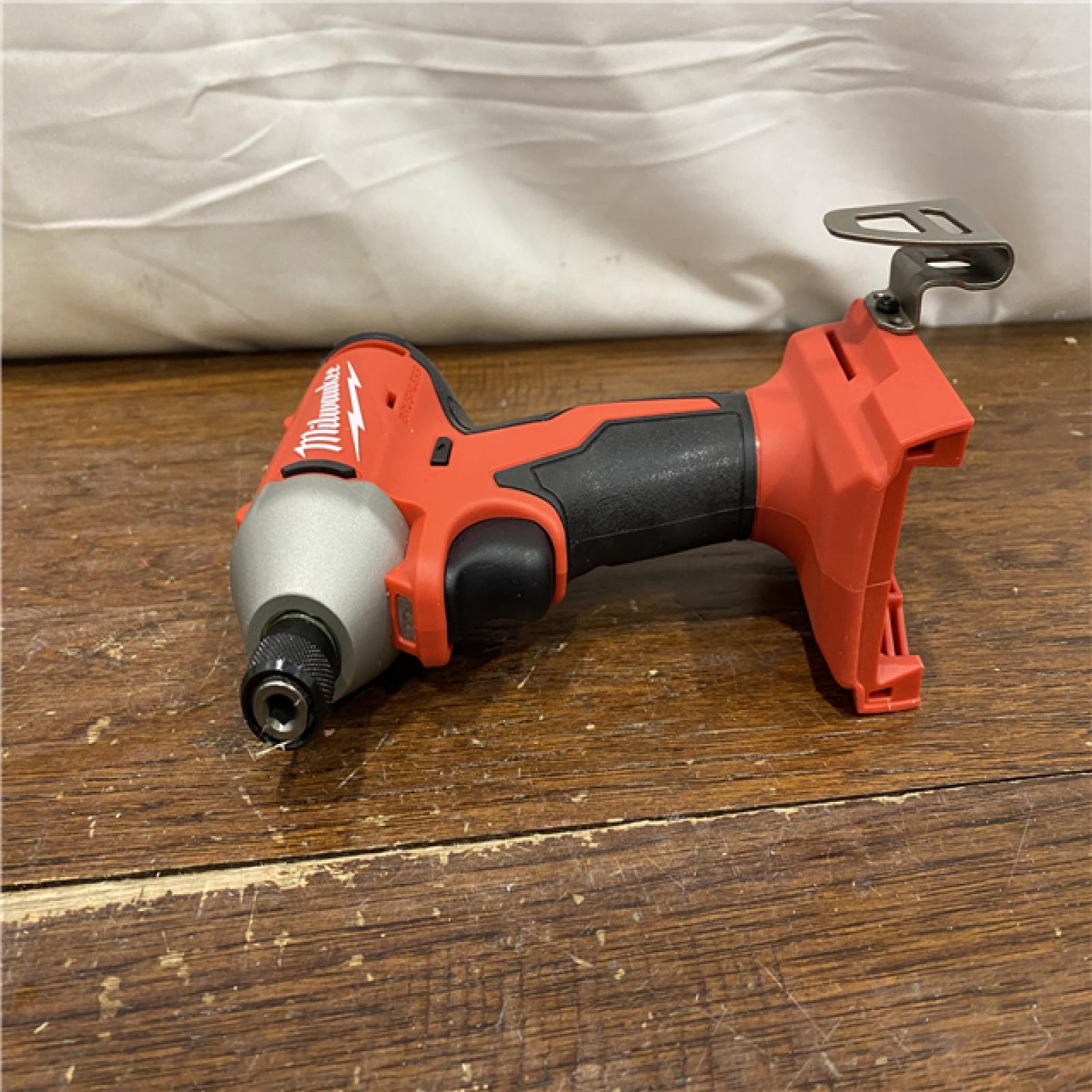 AS-IS Milwaukee M18 Compact Brushless 1/4  Hex Impact Driver Kit