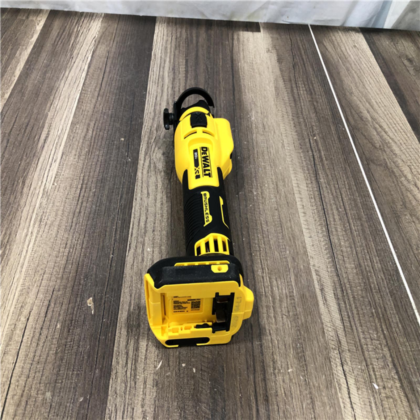 AS-IS DEWALT XR 20V Lithium-Ion Cordless Rotary Drywall Cut-Out Tool (Tool Only)