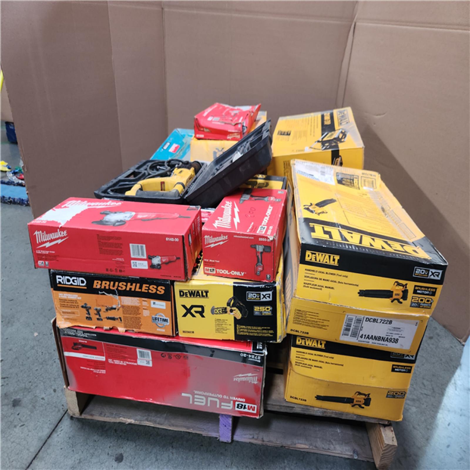 CALIFORNIA AS-IS TOOL PALLET