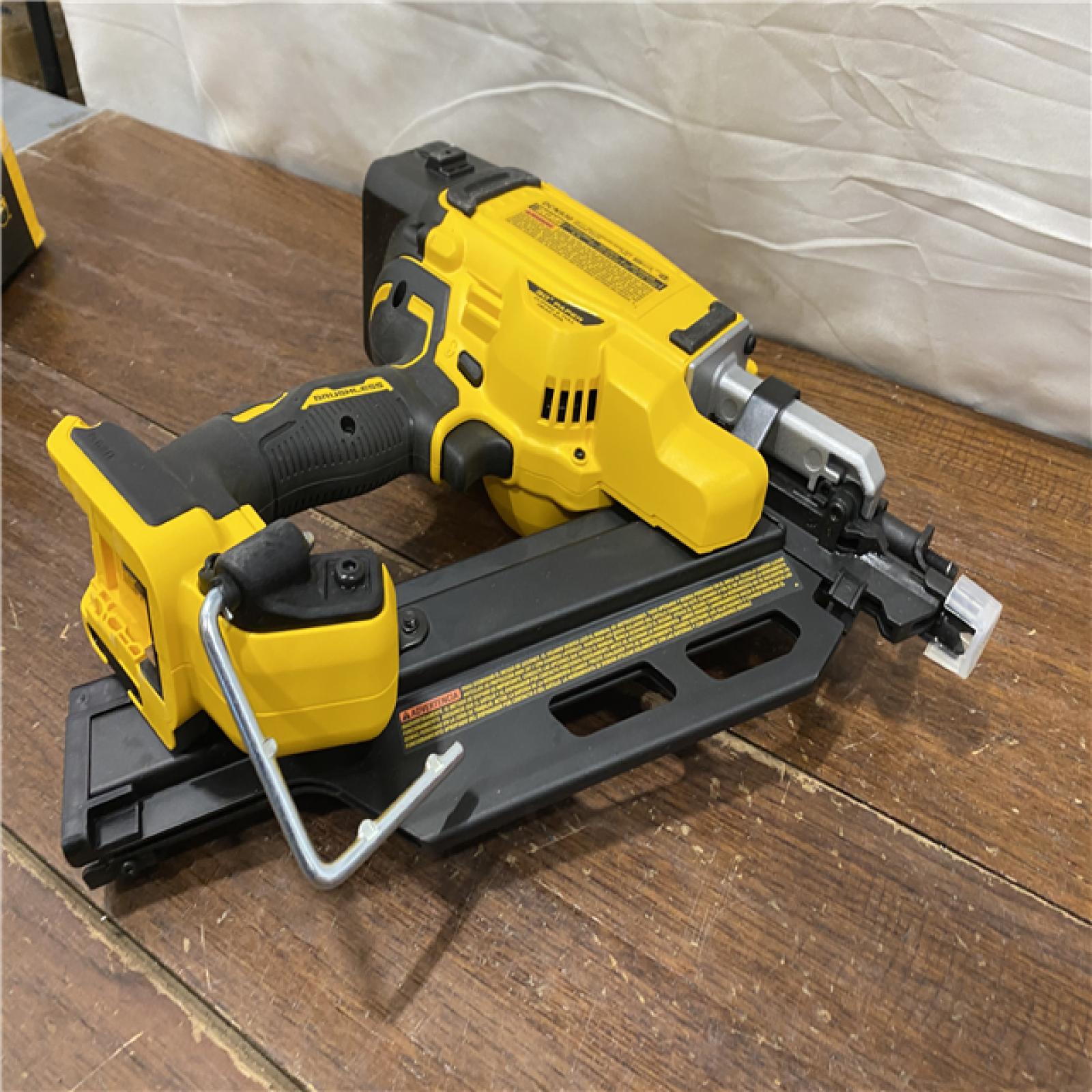 AS-IS DEWALT 20-Volt 30° Cordless Framing Nailer (Tool-Only)