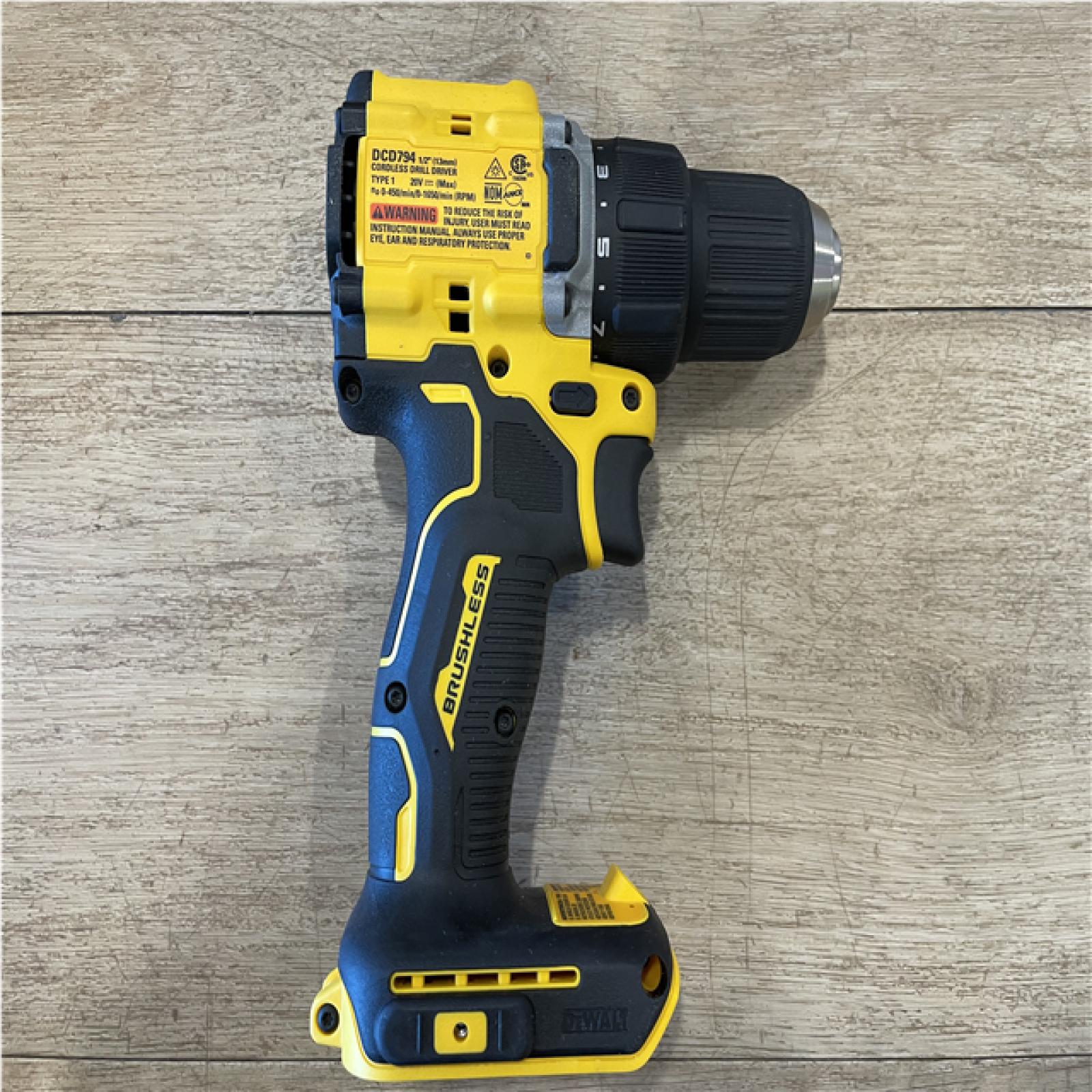 AS-IS DEWALT Atomic 20V Lithium-Ion Cordless Compact 1/2 in. Drill/Driver Kit