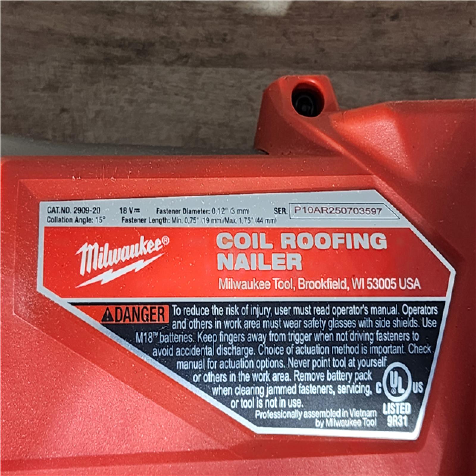 HOUSTON LOCATION - AS-IS Milwaukee FUEL 18-Volt Lithium-Ion Brushless Cordless Coil Roofing Nailer (Tool Only)
