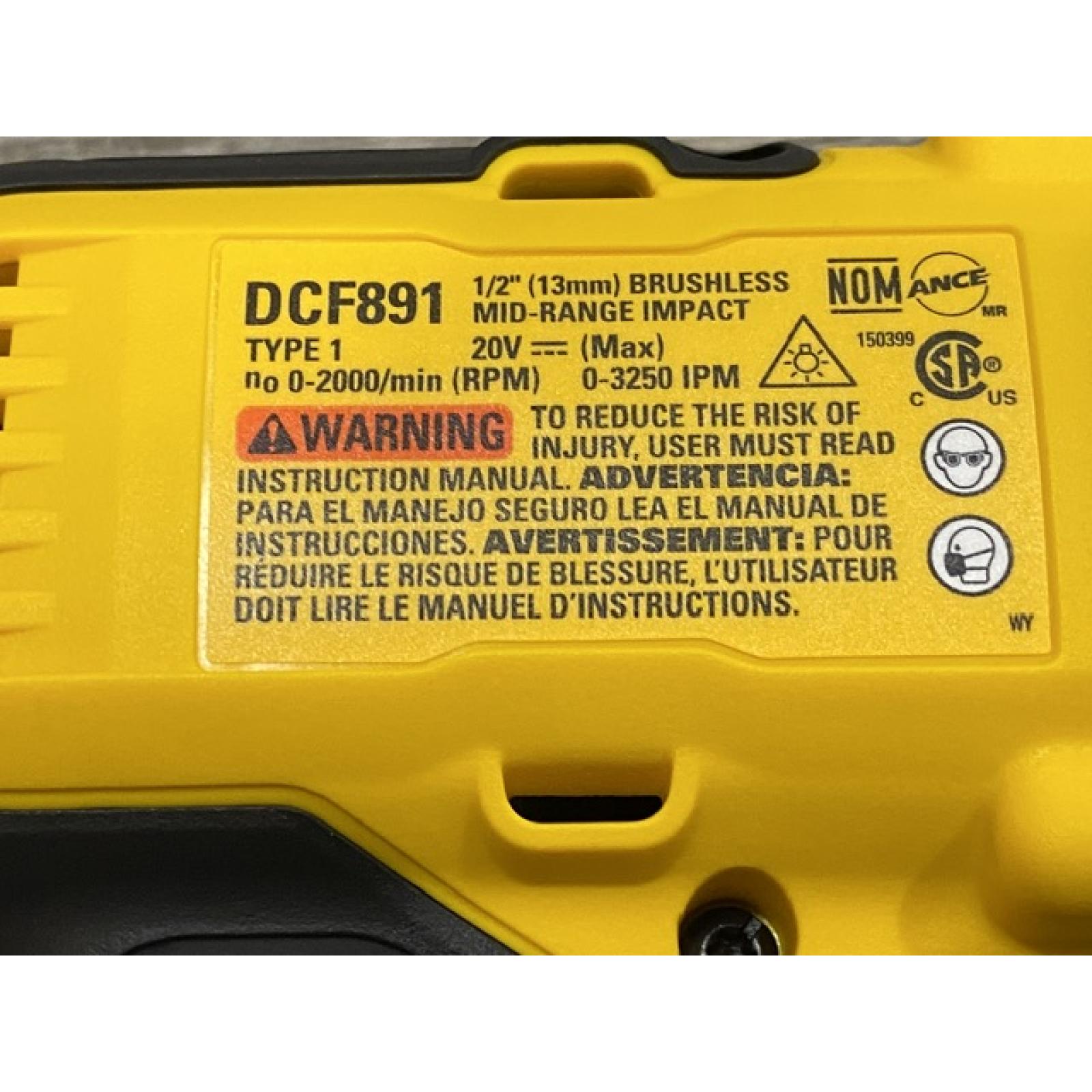 LIKE NEW - DEWALT 20V MAX XR Cordless 1/2 in. Impact Wrench (Tool Only)