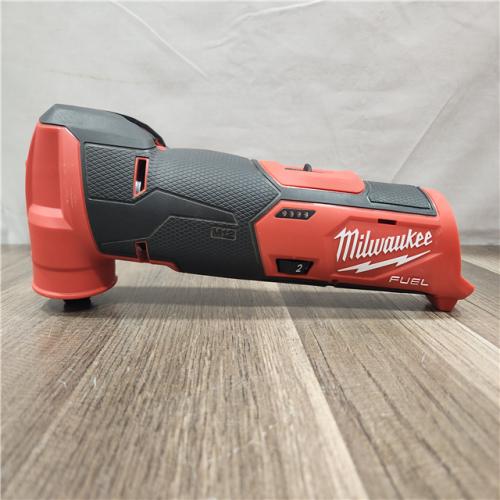AS-IS- Milwaukee M12 FUEL 12-Volt Lithium-Ion Cordless Oscillating Multi-Tool (Tool-Only)