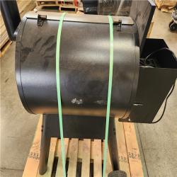 Phoenix Location Traeger Pro Series 22-Pellet Grill and Smoker in Bronze